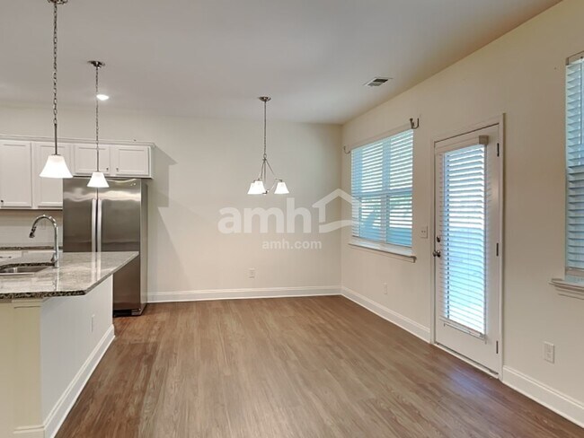 Building Photo - 120 Cobblestone Drive
