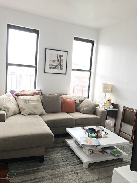 Building Photo - 261 W 21st St