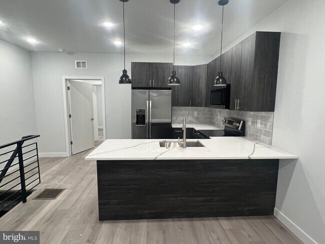 Foto del edificio - 2224 N Franklin St