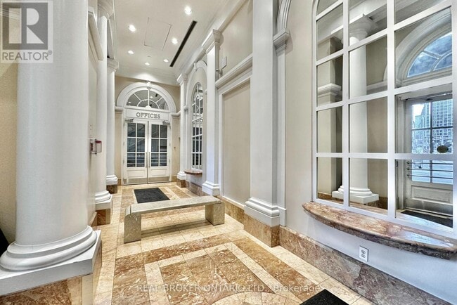 Photo du bâtiment - 25 The Esplanade