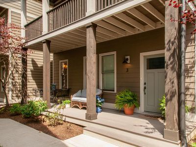 Building Photo - 414 Acklen Park Dr
