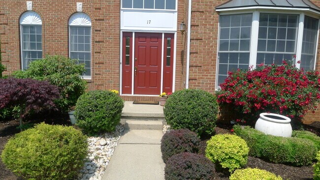 Building Photo - 17 Allegheny Dr