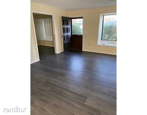 Building Photo - 60 Rosewood Dr