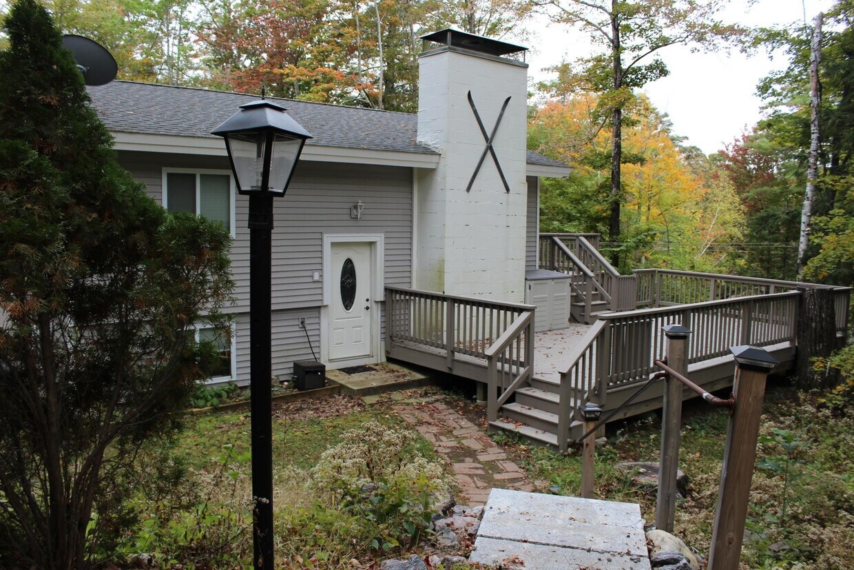16 Falls Ave, Gilford, NH 03249 House Rental in Gilford, NH