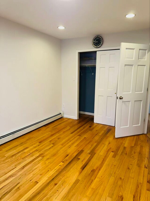 Foto del edificio - 121-25 6th Ave