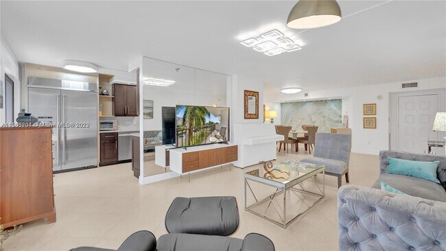 Building Photo - 1201 S Ocean Dr