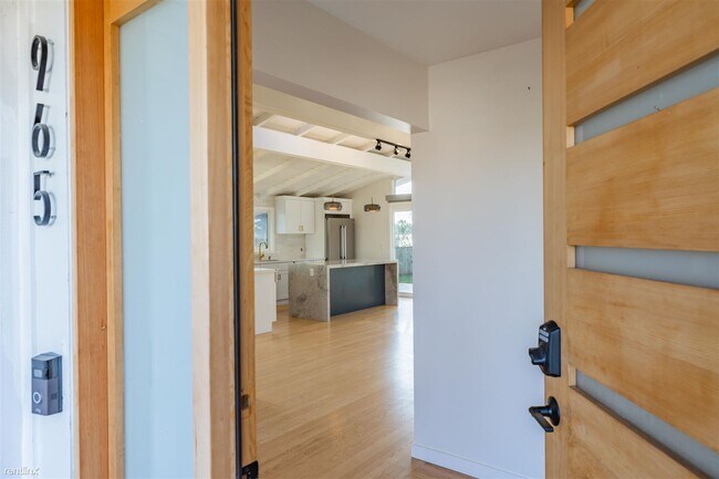 Foto del edificio - 4 br, 3 bath House - 965 Leneve Place