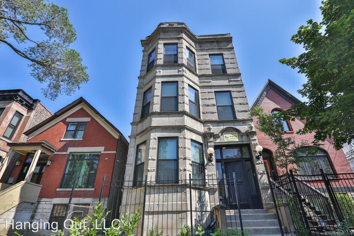 Primary Photo - 2014 W Cortez St