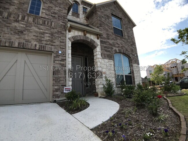 Building Photo - 5913 Richmond Dr