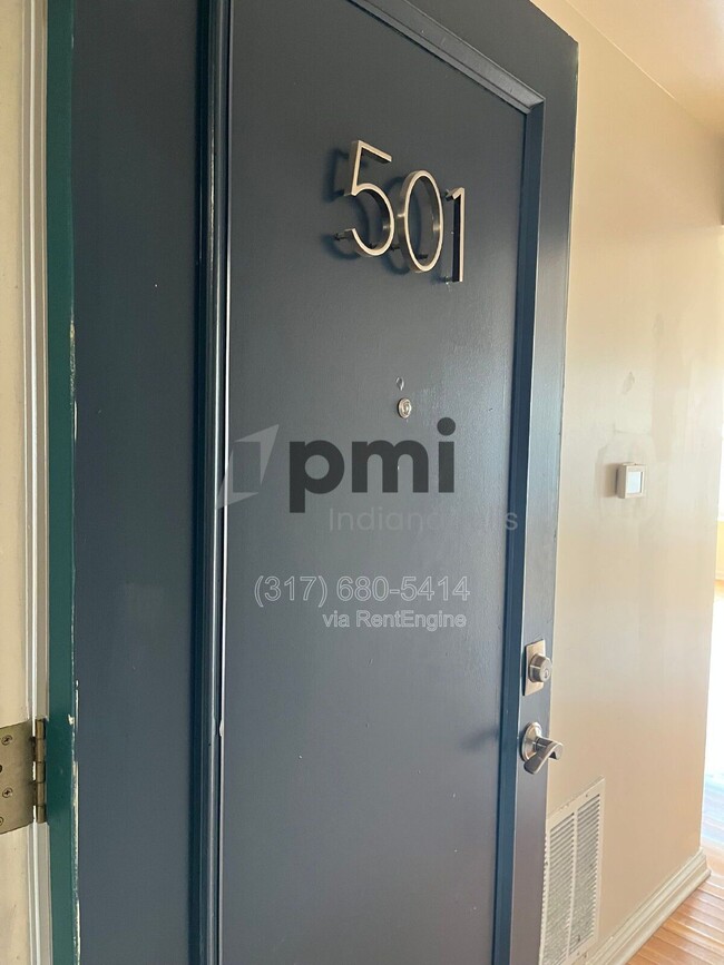 Foto del edificio - 1 W 28th St