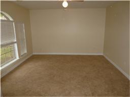 Building Photo - 6338 Crossway Dr