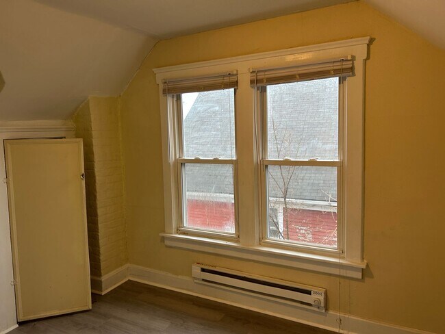 Foto del edificio - 2681 E 126th St