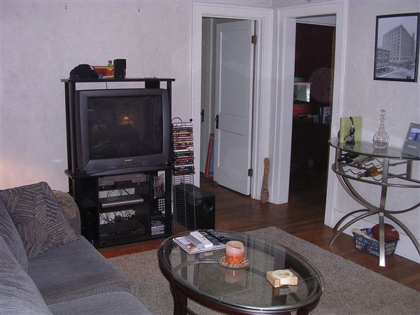 Building Photo - 425 Linden Ave