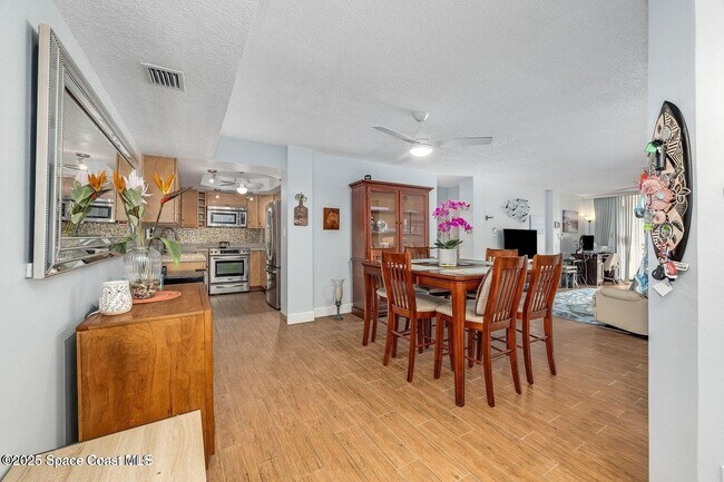 Foto del edificio - 2100 N Atlantic Ave