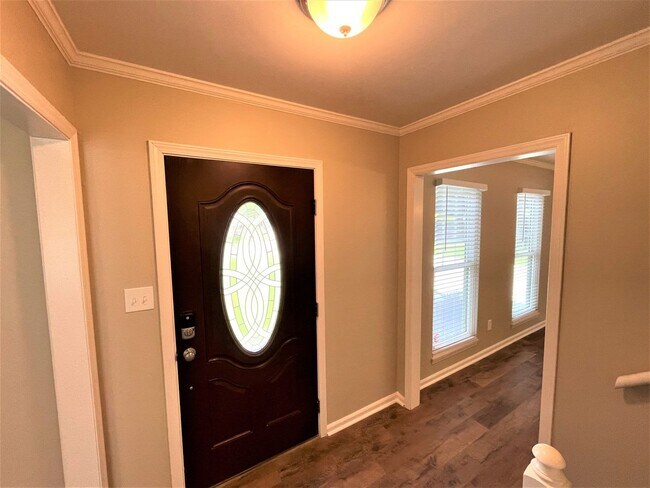 Foto del edificio - 2701 Olde Whitehall Rd