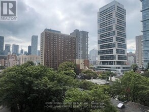 Building Photo - 308 Jarvis St