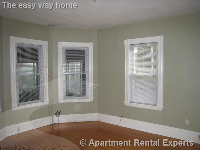 Primary Photo - 66 Elmwood St