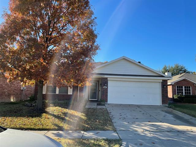 Building Photo - 9409 Goldenview Dr