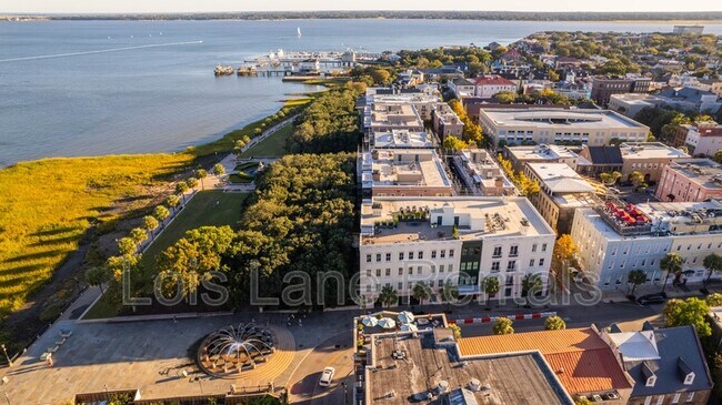 Building Photo - 1 Vendue Range
