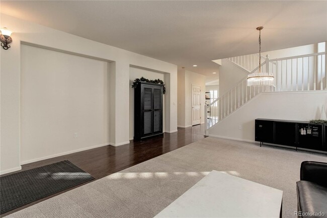Building Photo - 11631 S Maiden Hair Way