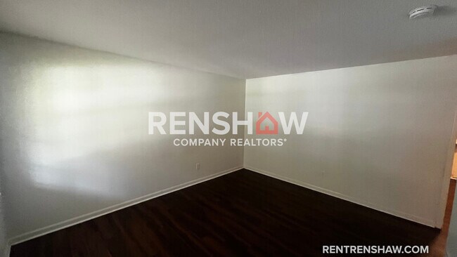 Foto del edificio - 4232 Bacon St