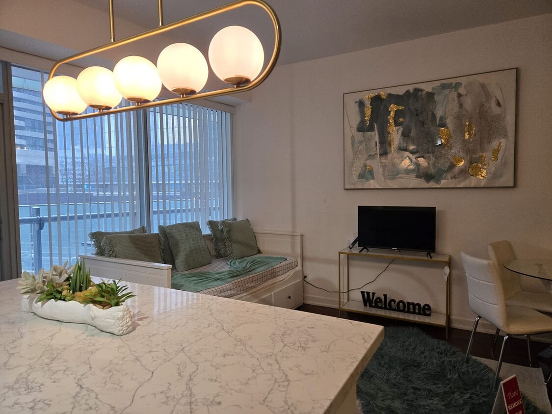 Primary Photo - 14 York St