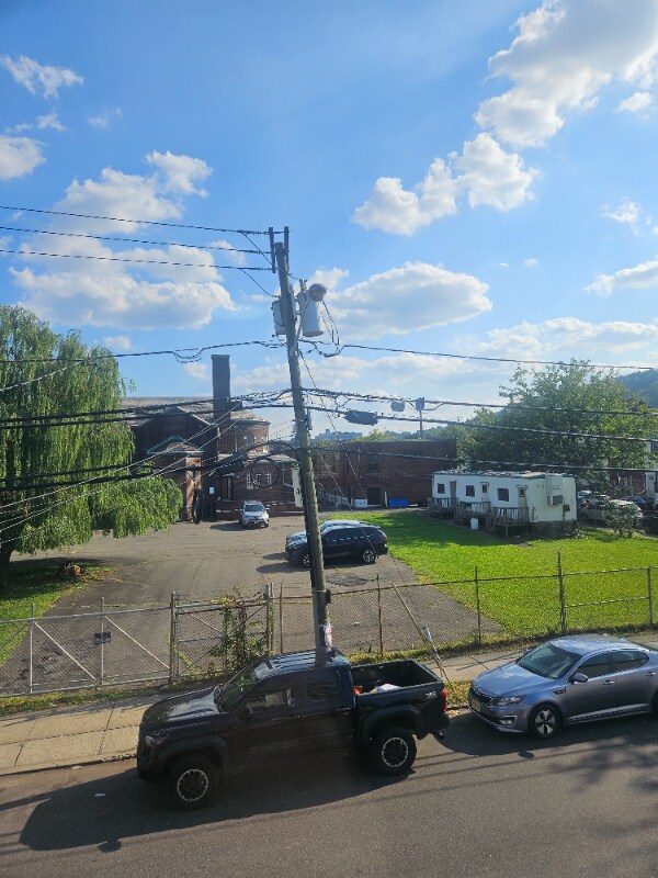Foto del edificio - 57 Cedar St