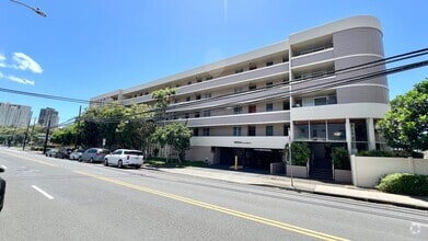 Building Photo - 1634 Nuuanu Ave