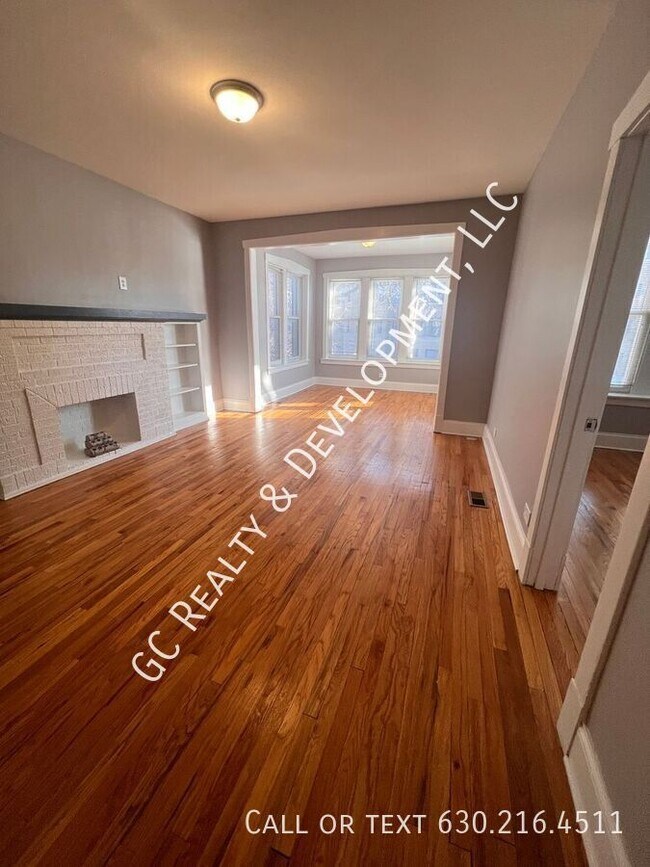 Foto del edificio - ***  ALBANY PARK / 4 BEDROOM - 2 BATH / ON...