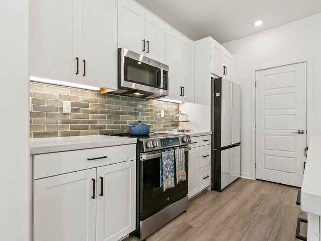 Foto del edificio - 1191 Grassland Rd