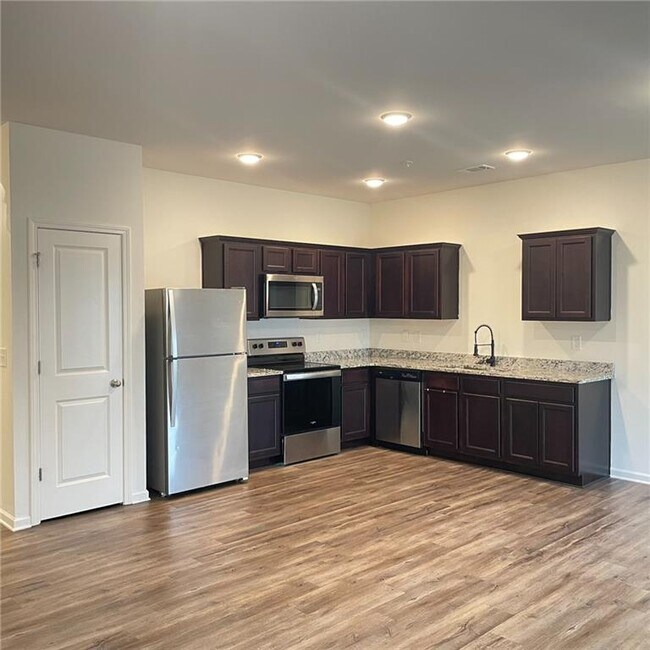 Building Photo - 2047 Wildflower Way NW