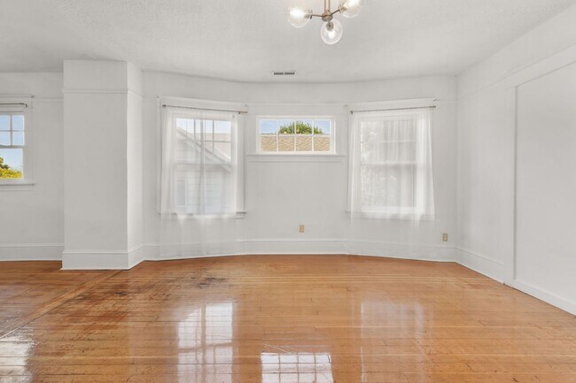 Foto del edificio - 2348-2348 SE Ankeny St