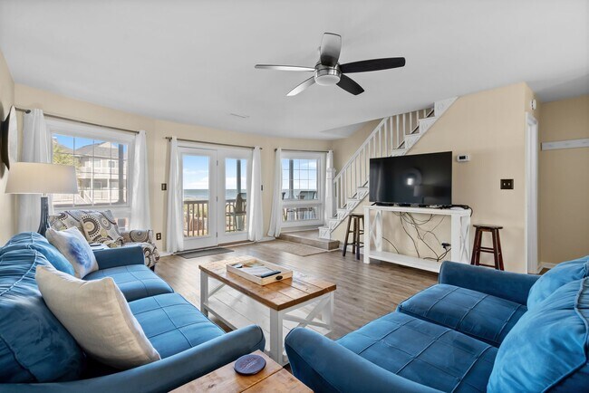 Building Photo - Oceanfront All-Inclusive Winter Rental Ava...