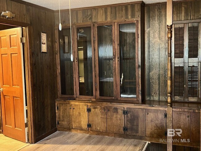 Foto del edificio - 709 E 6th St