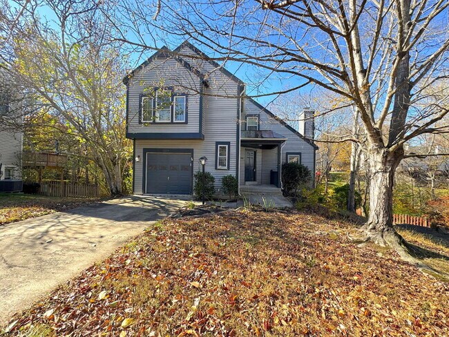 Foto del edificio - Lake Ridge Gem: Your Inviting Home Awaits!