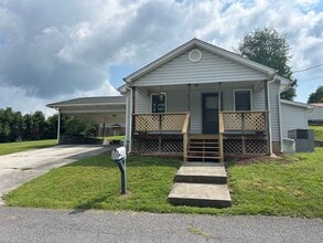 Building Photo - 224 Rodefer Dr