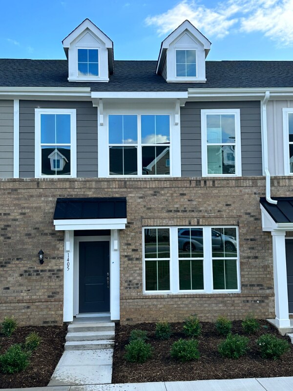 1405 Irving Hl Dr, Knightdale, NC 27545 Townhome Rentals in