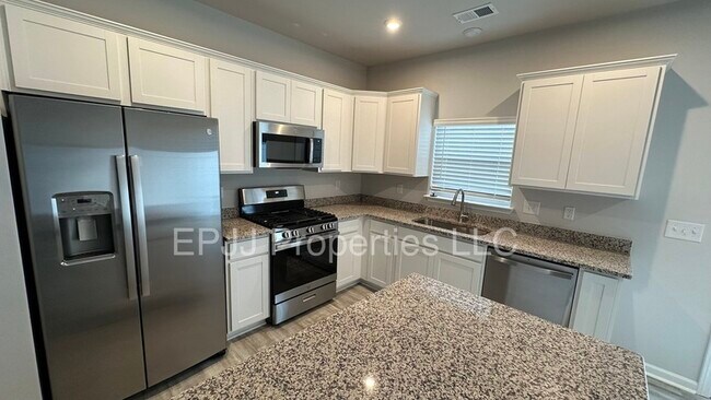 Foto del edificio - 141 Randwick Ln