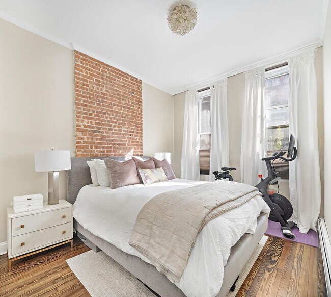 Foto del edificio - 706 Willow Ave