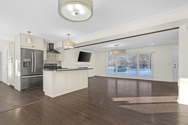 Foto del edificio - 3225 Illinois Rd