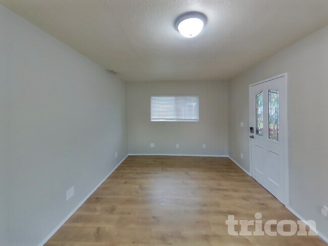 Foto del edificio - 9413 14th Ave SW