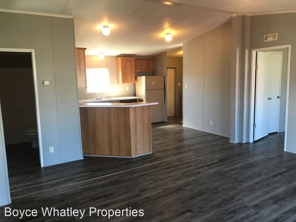 Primary Photo - 3 br, 2 bath House - 104 Krobot Cir.