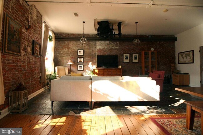 Foto del edificio - 828 N Hancock St