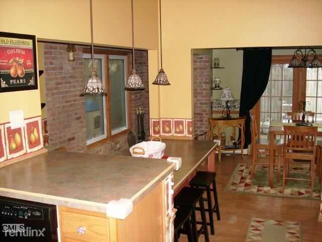 Foto del edificio - 4 br, 1 bath House - 745 Ruth St