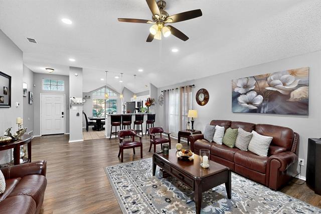 Foto del edificio - 821 Parkwest Blvd