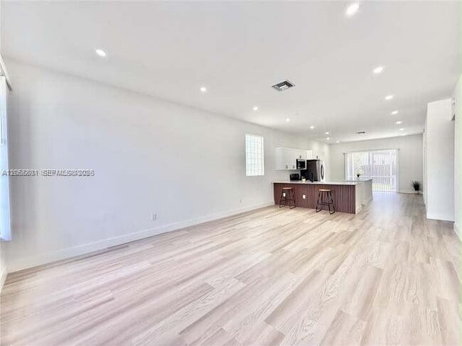 Foto del edificio - 1302 Sheridan Terrace