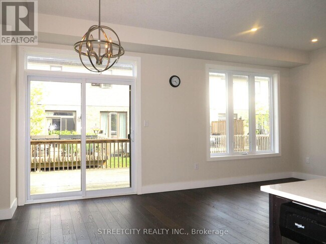 Photo du bâtiment - 1960 Dalmagarry Rd