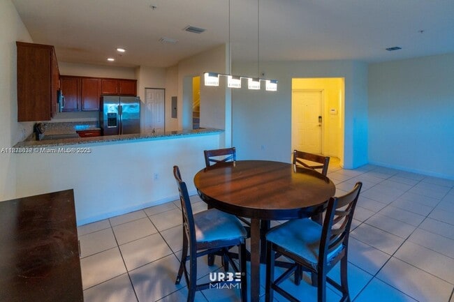 Foto del edificio - 10630 NW 88th St