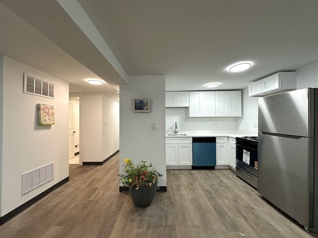 Foto del edificio - 1626 N Fairfield Ave