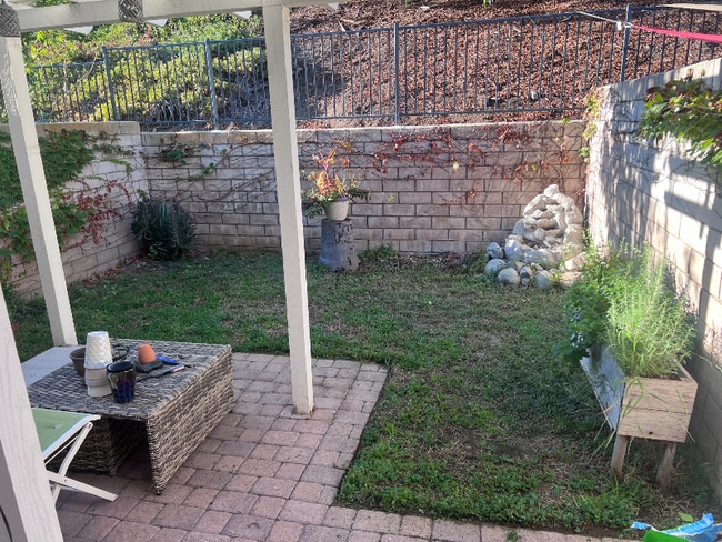 Foto del edificio - 1457 Zehner Way